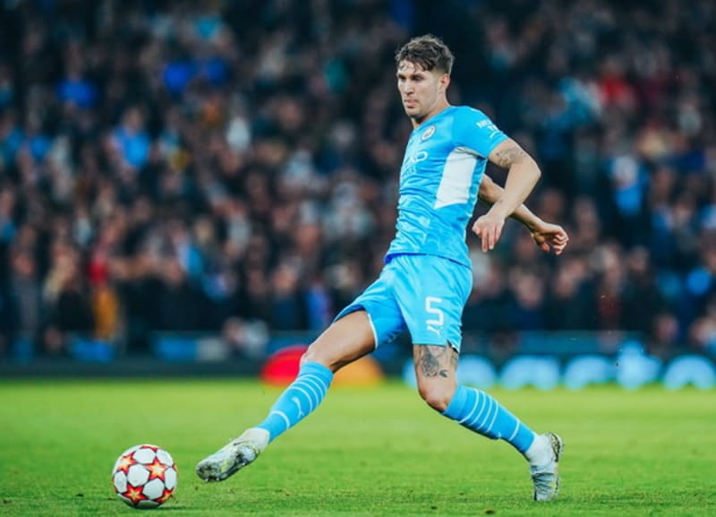 kỹ thuật chơi bóng từ phía sau