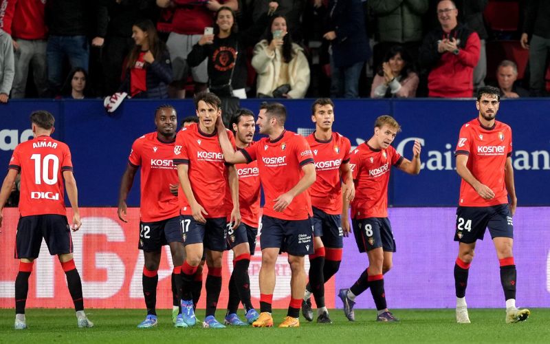 Osasuna thi đấu kiên cường dù thua kém các ông lớn