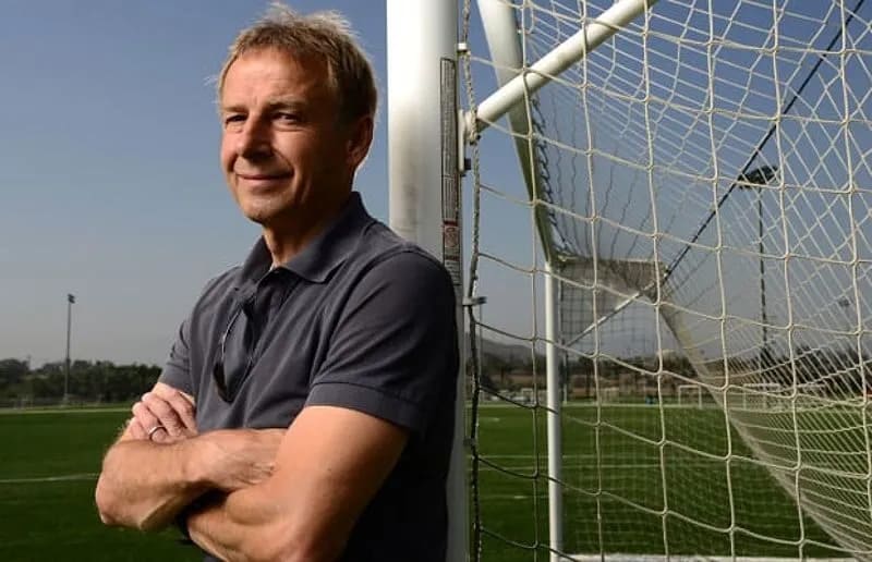 Cuộc sống sau khi giải nghệ của Uwe Seeler