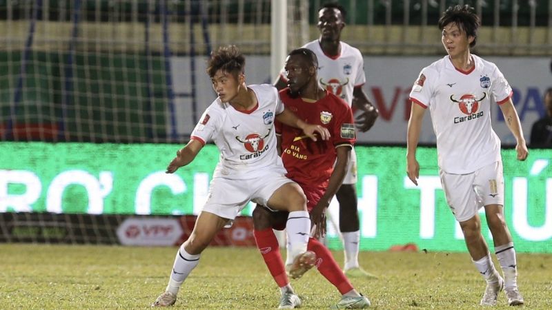 Kỹ thuật tốt cùng thiên bẩm giúp cầu thủ trẻ được đánh giá cao