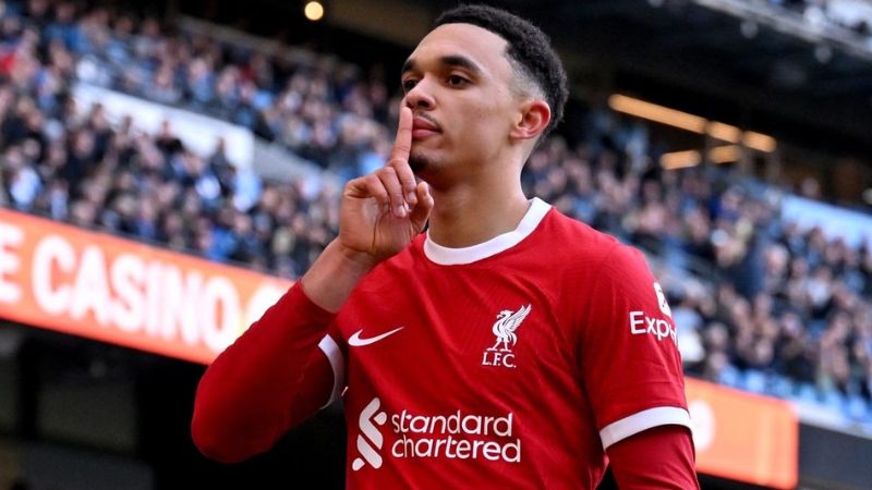 Top 10 hậu vệ cánh phải hay nhất thế giới từ Liverpool - Trent Alexander-Arnold