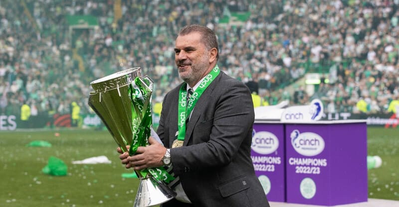 Ange Postecoglou đã thành công dẫn dắt nhiều đội bóng