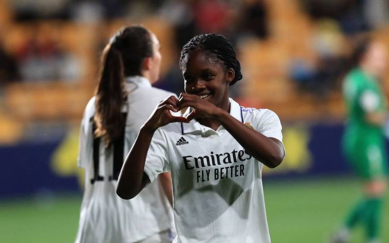 Chân sút là biểu tượng của tài năng và lòng biết ơn