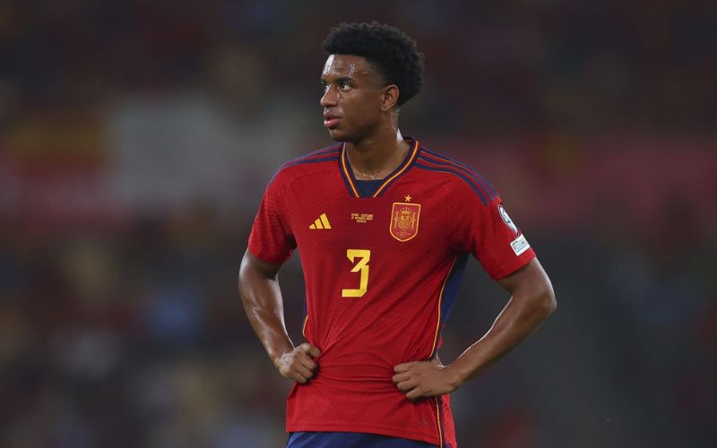 Khát vọng chinh phục của Alejandro Balde không bao giờ dập tắt