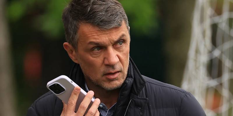 Paolo Maldini sau khi giải nghệ