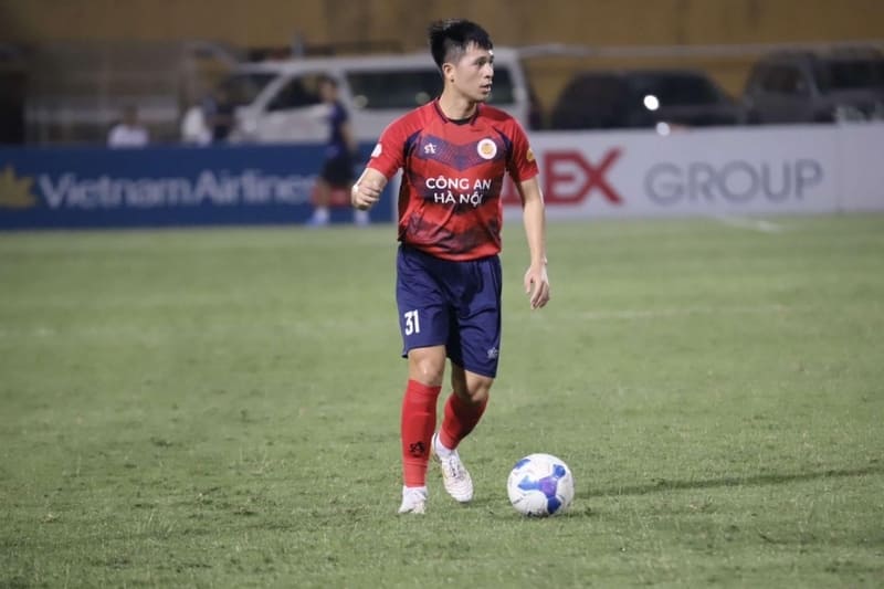 Trần Đình Trọng được cho mượn tại Sài Gòn