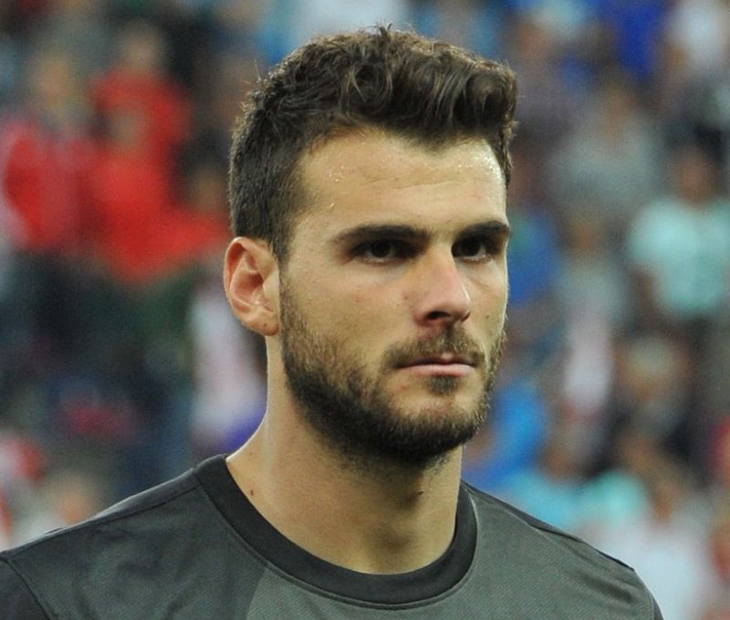 Orestis Karnezis là thủ môn kỳ cựu của bóng đá Hy Lạp