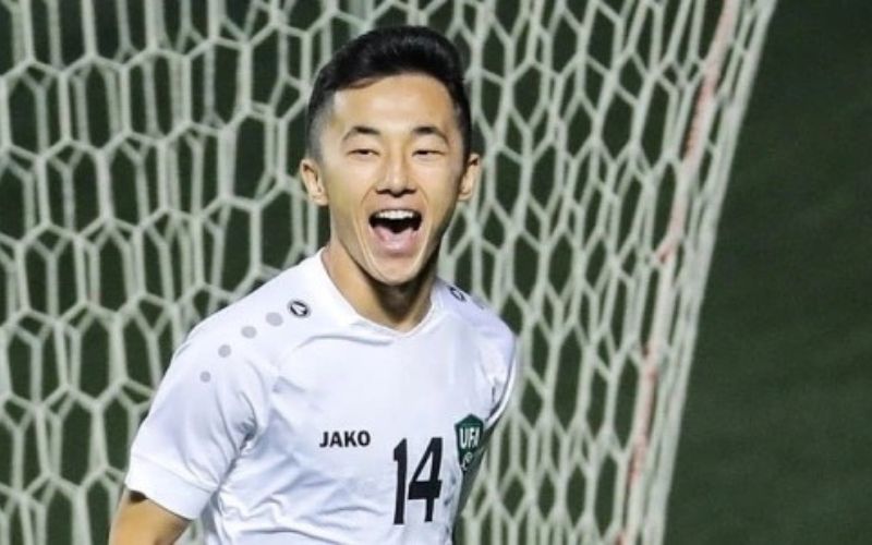 Abbosbek Fayzullaev là một trong những tài năng trẻ của bóng đá châu Á